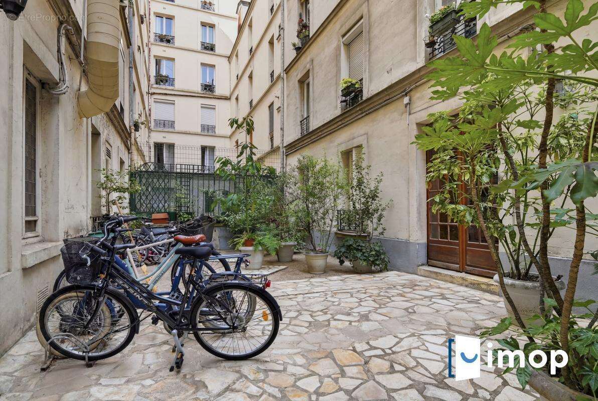 Appartement 33 m² à Paris-18e  - photo 7