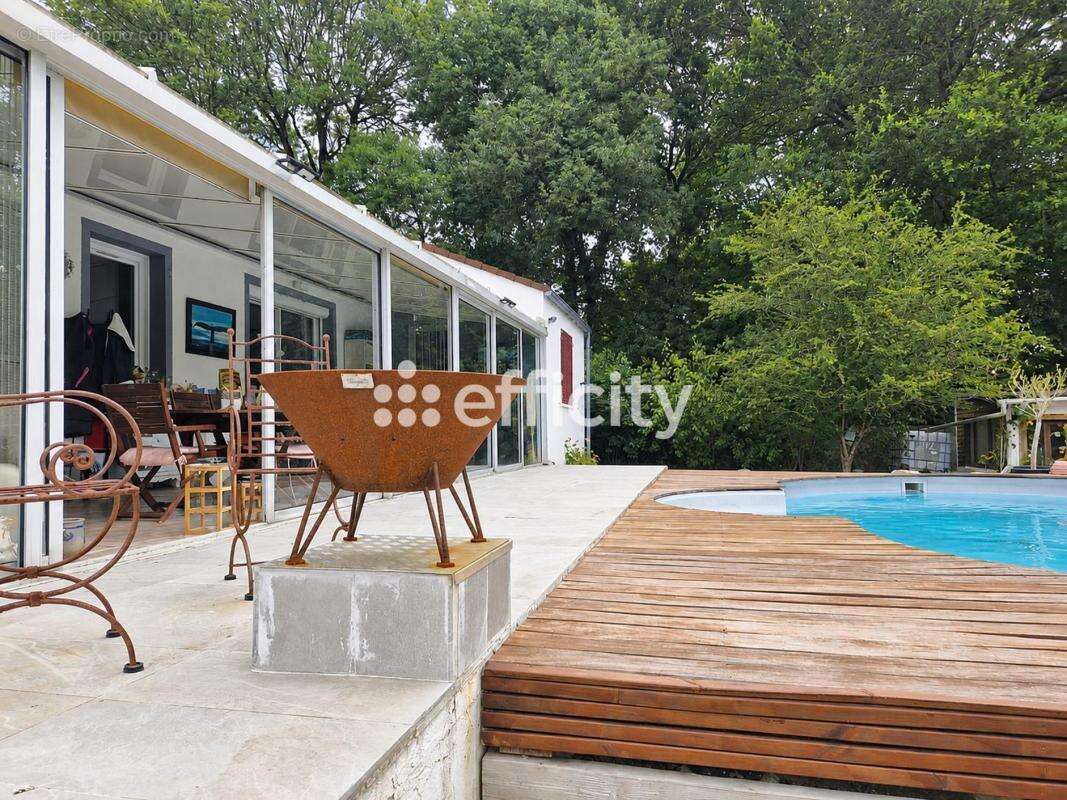Maison 180 m² à Basse-Goulaine  - photo 14