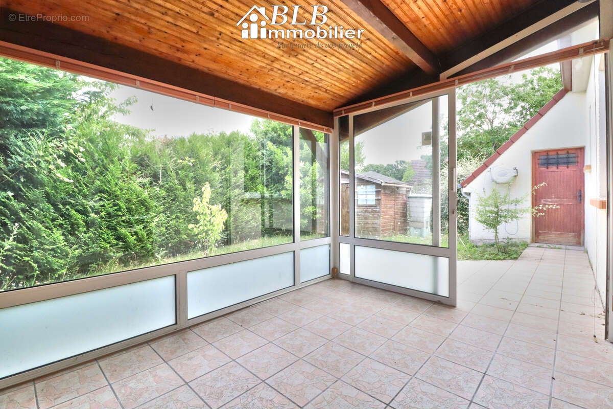 Maison à LE PERRAY-EN-YVELINES