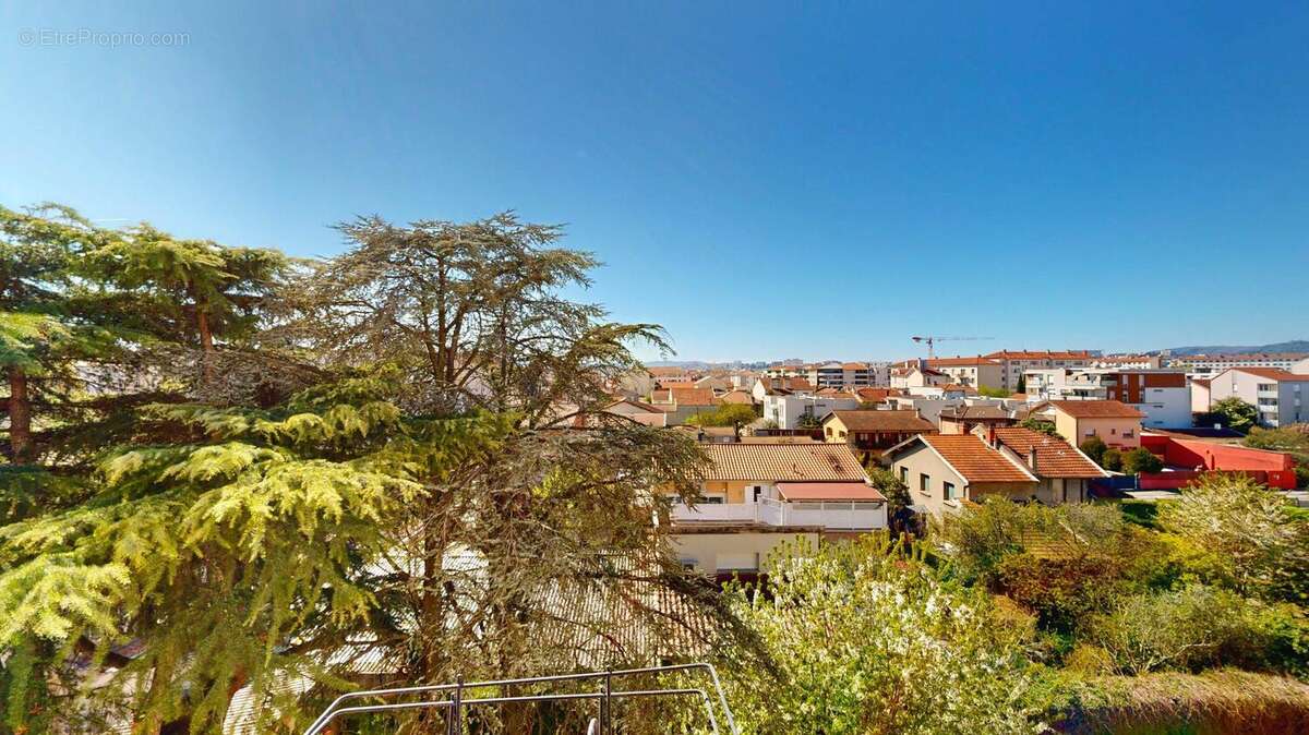 Appartement à VILLEURBANNE