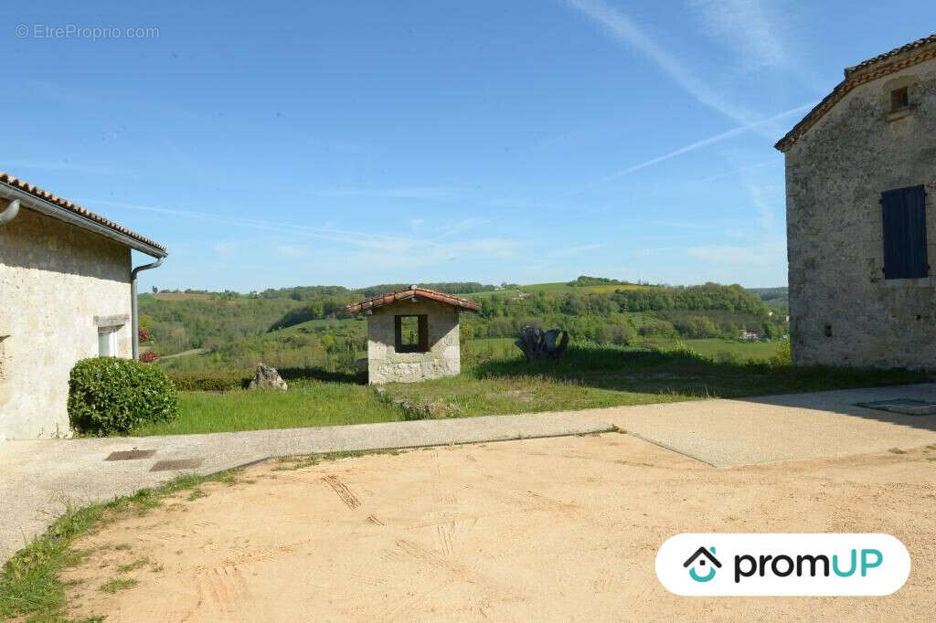 Maison à CLERMONT-DESSOUS