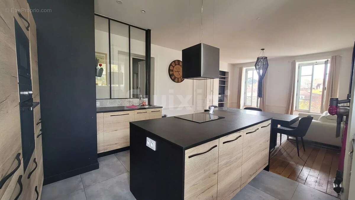 Appartement à LONS-LE-SAUNIER