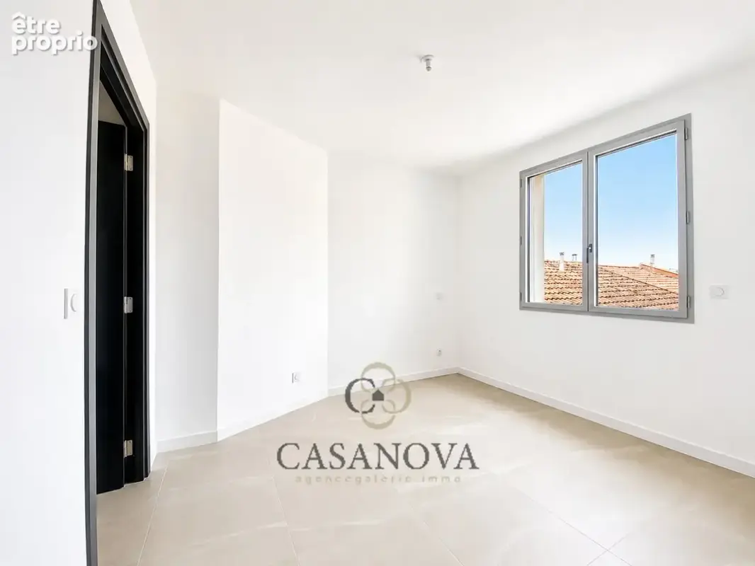 Appartement T2 - Dernier étage avec vue mer latérale - Plage rive gauche à 2min - photo 4