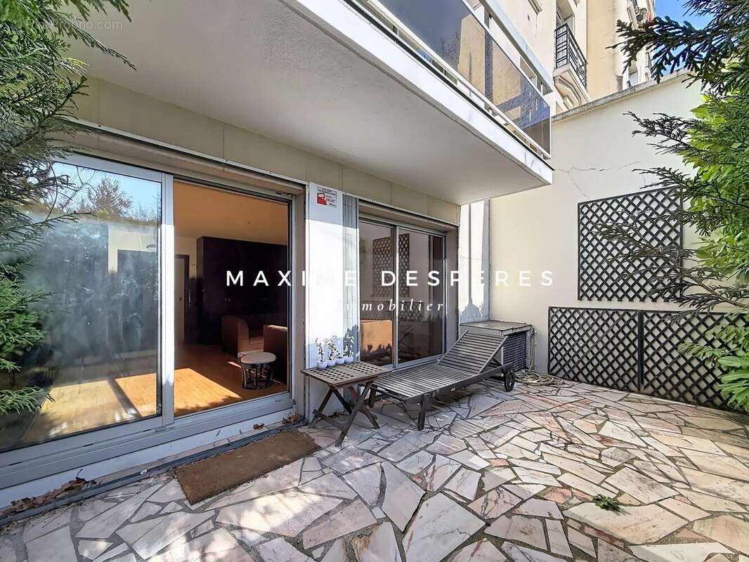 Appartement à NEUILLY-SUR-SEINE