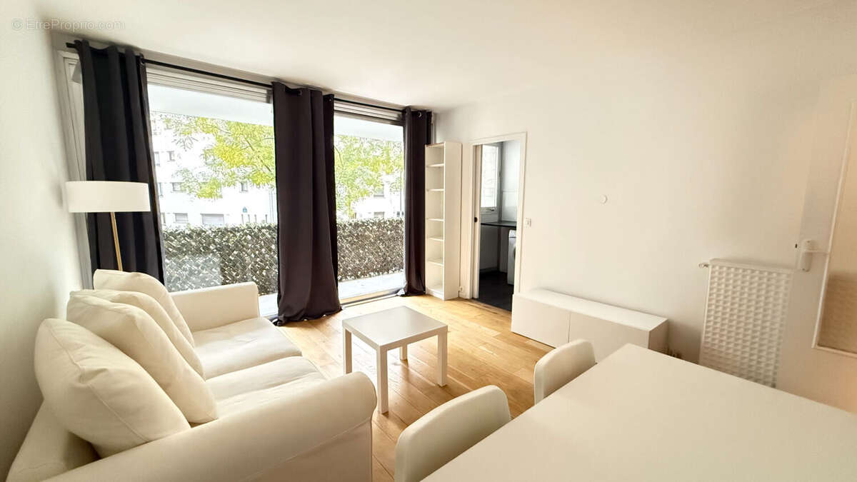 Appartement à PARIS-12E