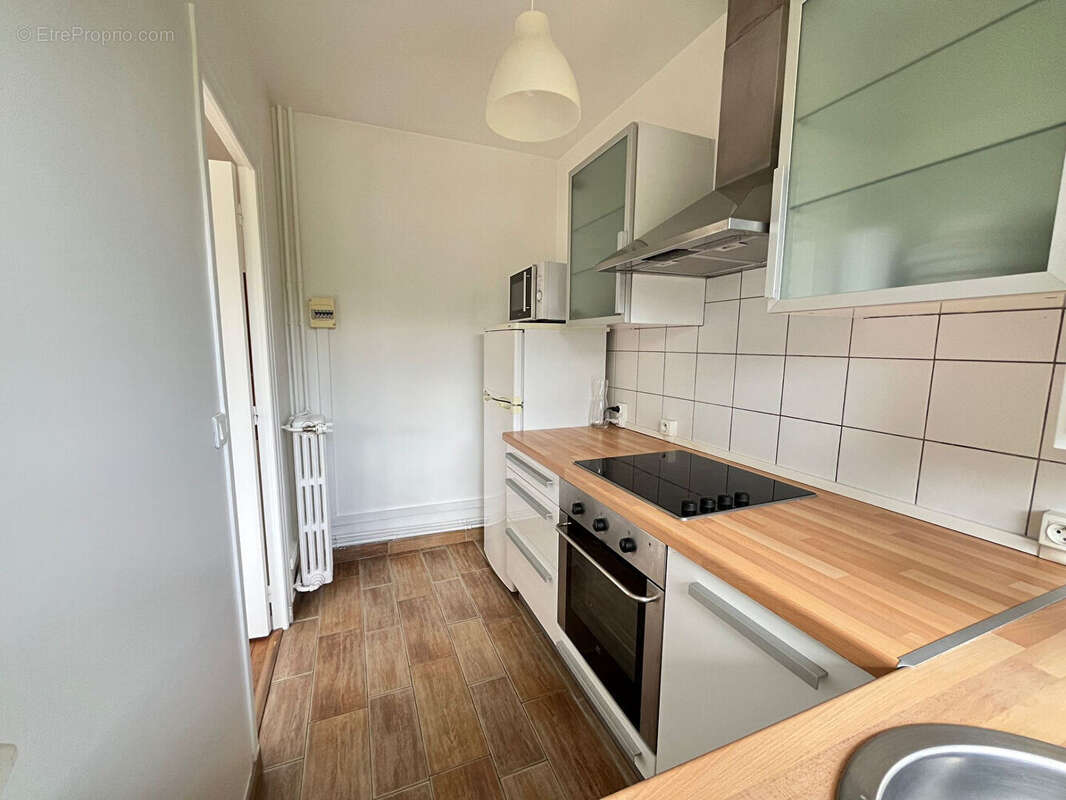 Appartement à SURESNES