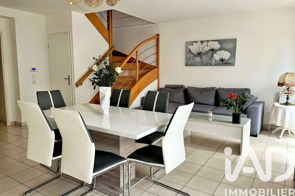Photo 3 - Maison à PIERRELAYE