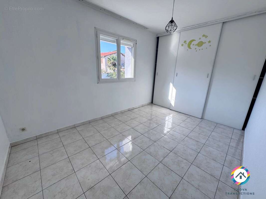 Maison à JASSANS-RIOTTIER