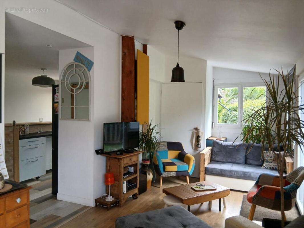 Maison à THEIX