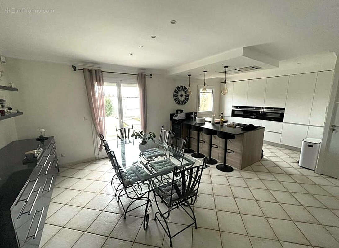 Maison à ROZAY-EN-BRIE