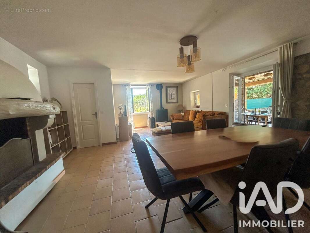Photo 4 - Maison à PLAN-DE-LA-TOUR
