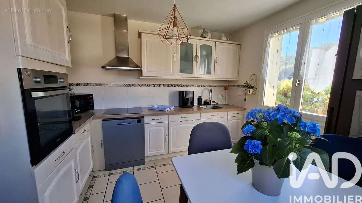 Maison 140 m² à Sainte-Gemme-Moronval  - photo 2