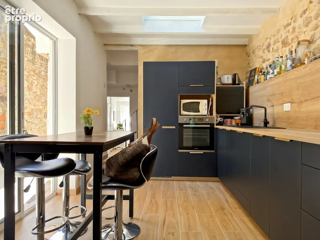 Maison rénovée avec terrasse et cour au cœur de Paulhan - photo 3