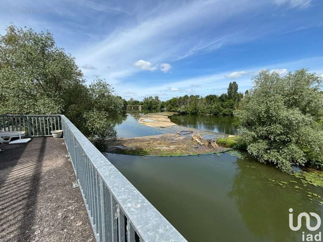 Photo 5 - Commerce à CUISERY