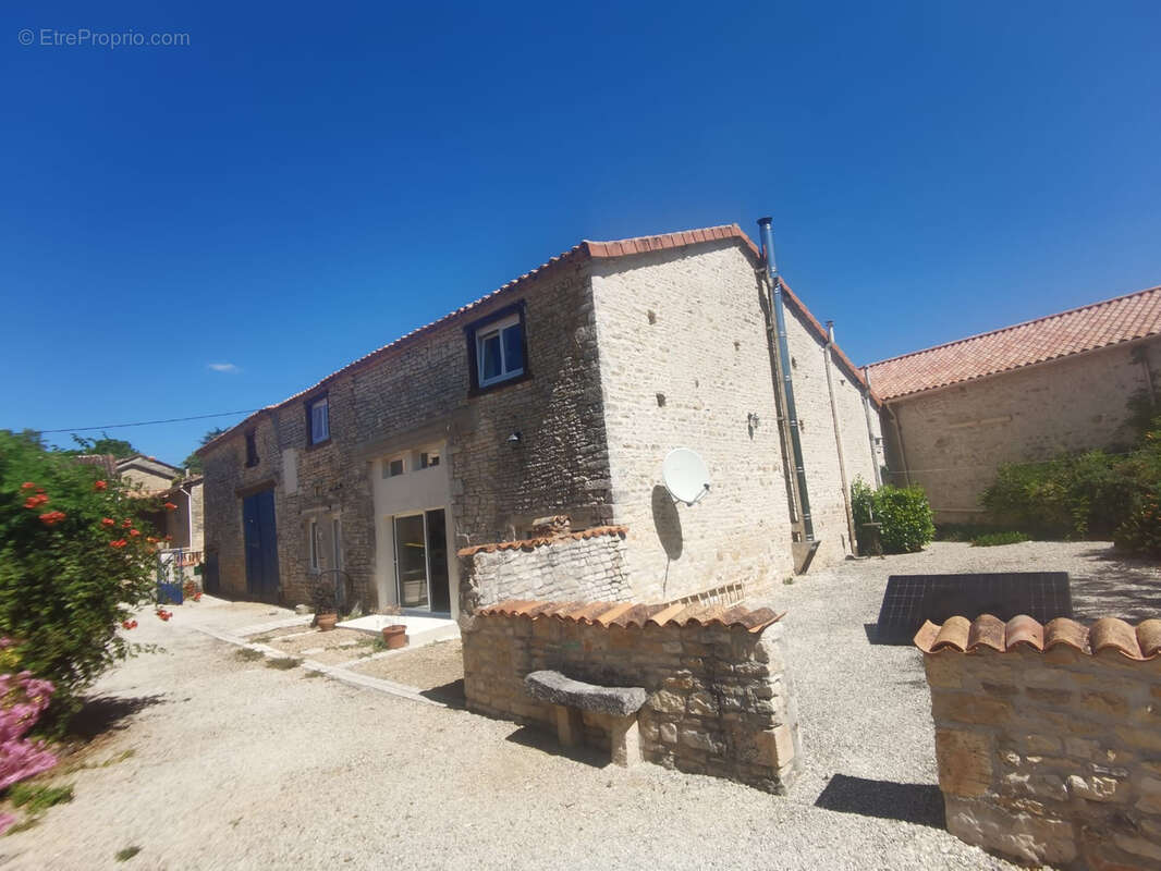 Maison à SAINT-MARY