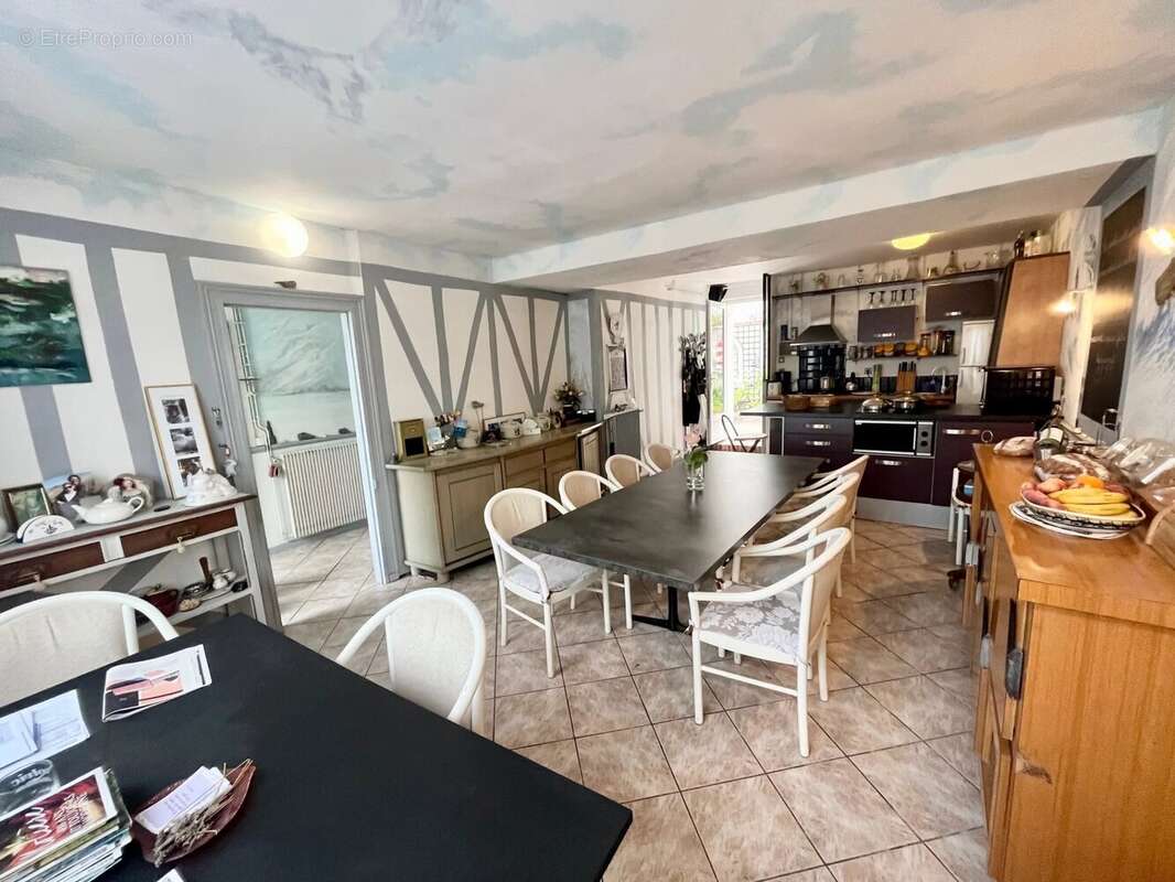 Maison à DIVES-SUR-MER