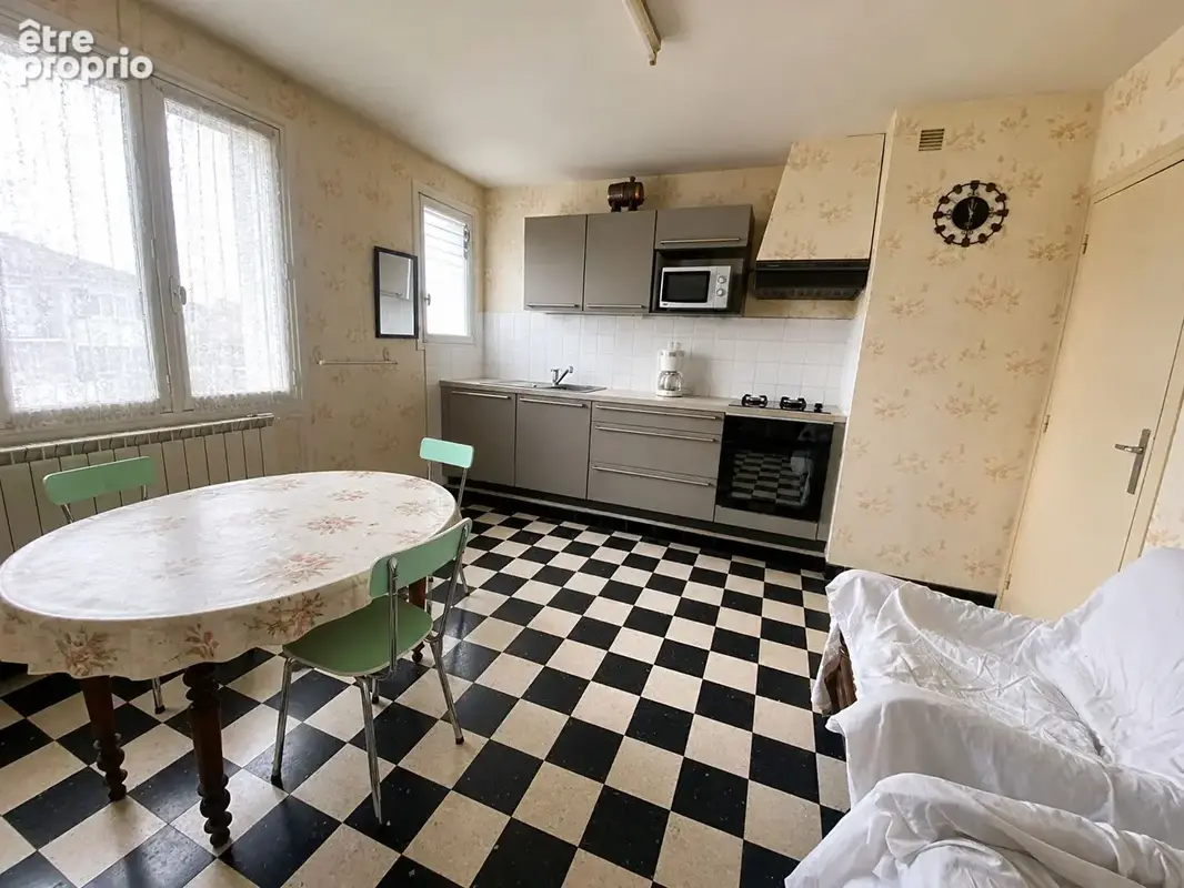 Maison traditionnelle - LE COTEAU - 5 Pièces - photo 2