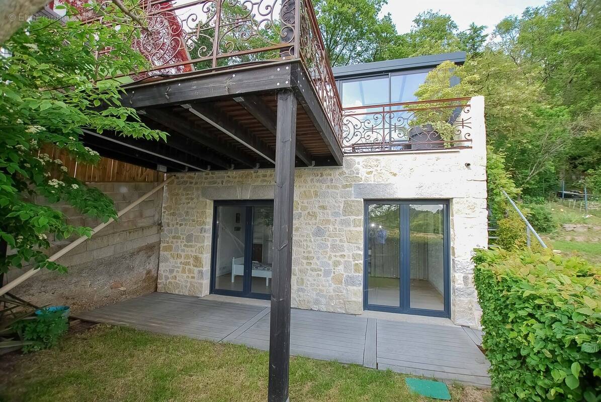 Maison à SAULX-LES-CHARTREUX