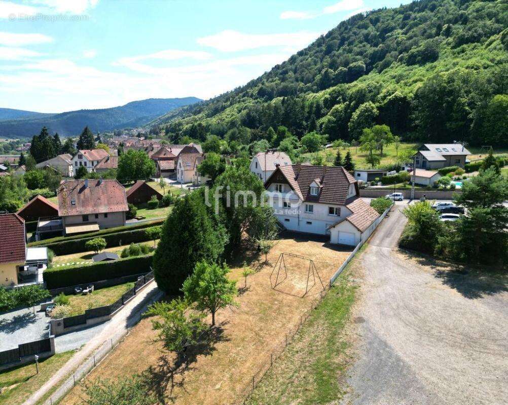 Maison familiale 190 m² – 13,63 ares constructibles – Triple gar - photo 3