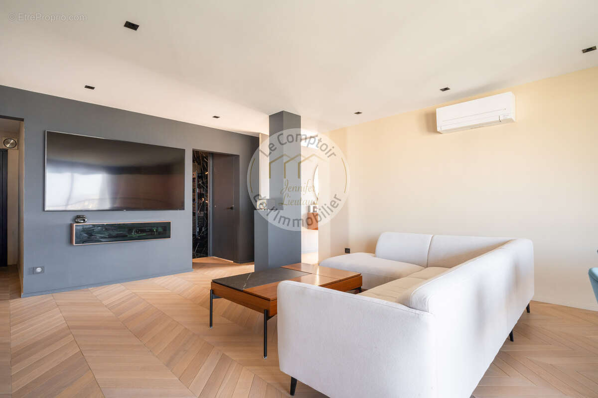 Appartement à MARSEILLE-9E