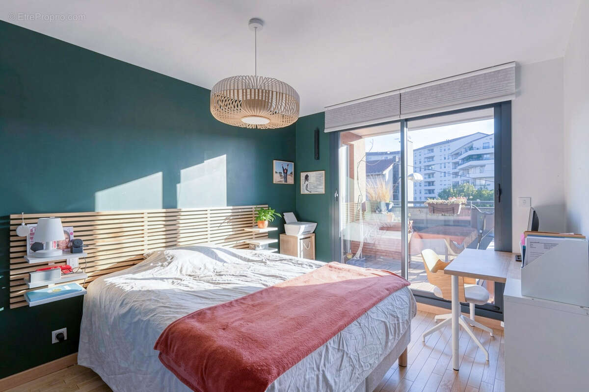 Appartement à CALUIRE-ET-CUIRE