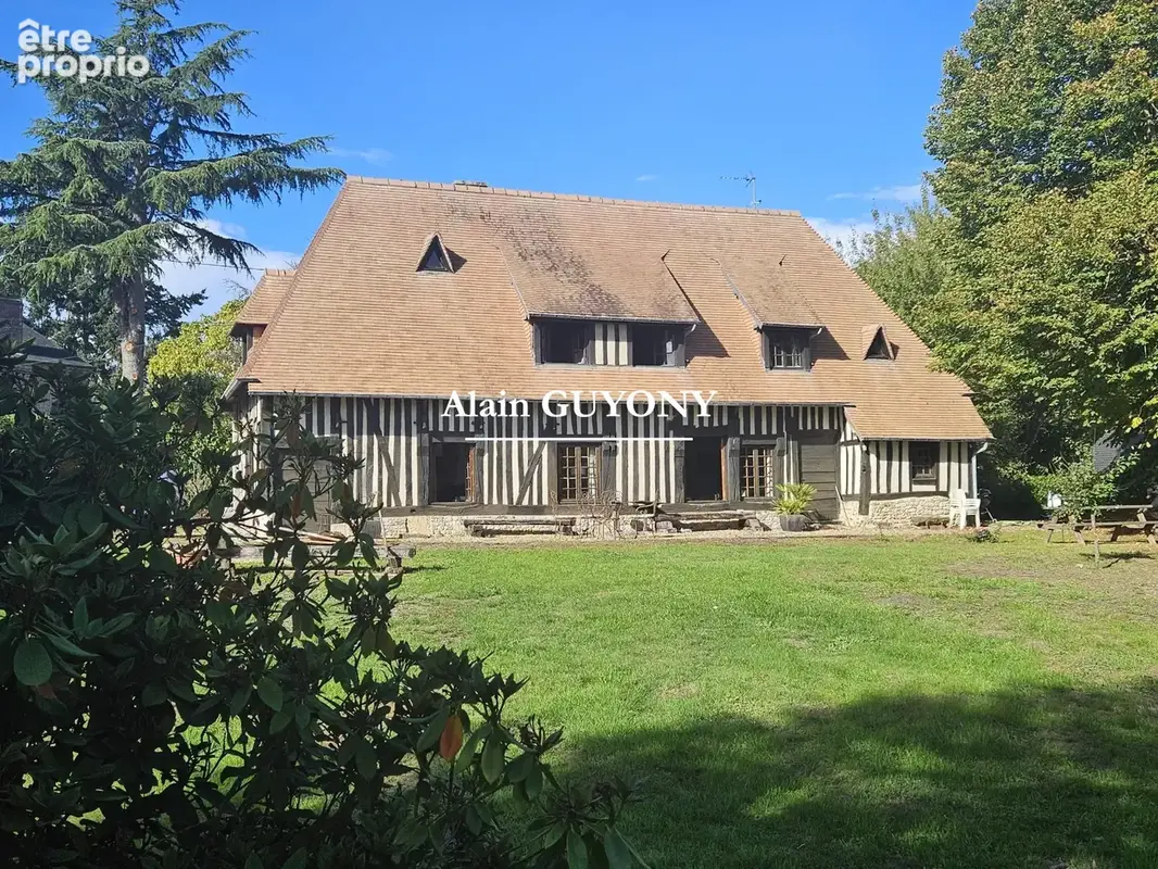 Maison 7 pièces 182 m² à vendre à Pont-L'eveque (14130) - photo 1