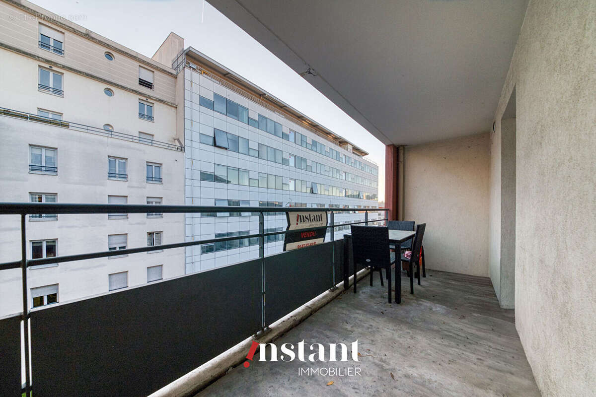 Appartement à LYON-9E