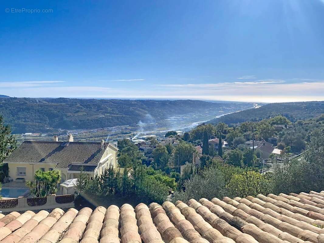 Appartement à GATTIERES