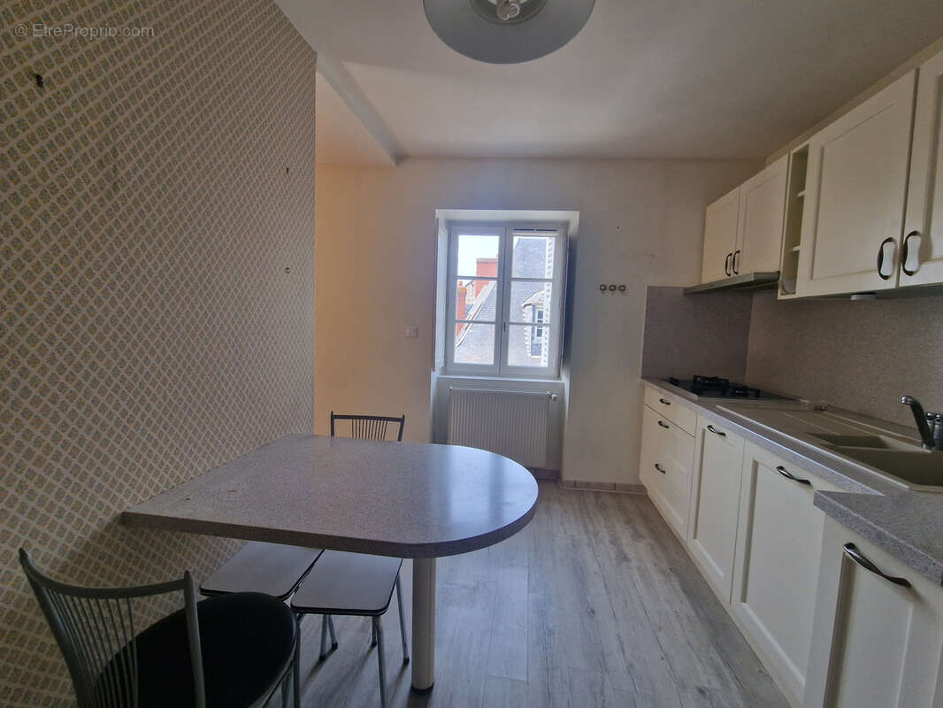 Appartement à BRIVE-LA-GAILLARDE