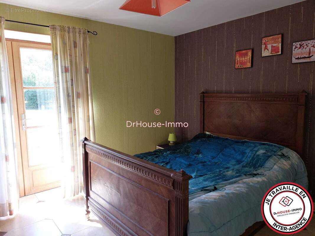 Maison 189 m² à Pommiers  - photo 42