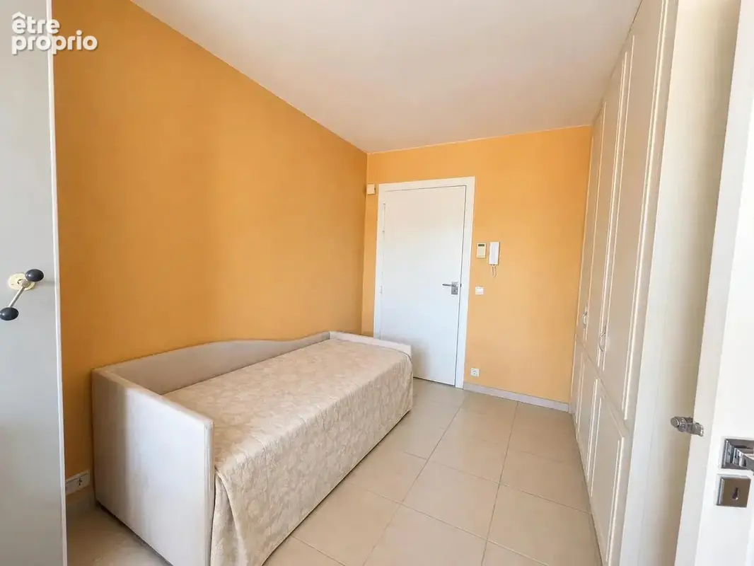 Cannes croisette – prestigieux 4 pièces de 165 m² avec vue mer - photo 4