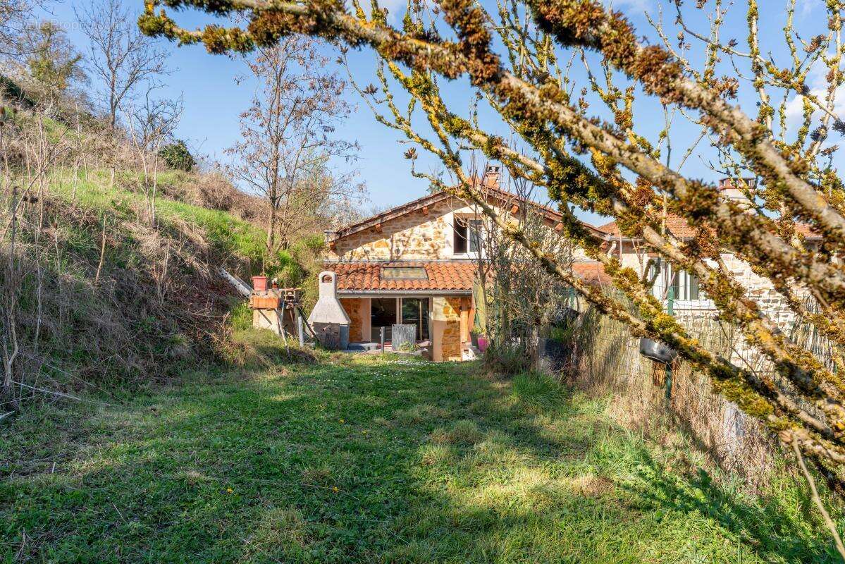 Appartement à SAIN-BEL