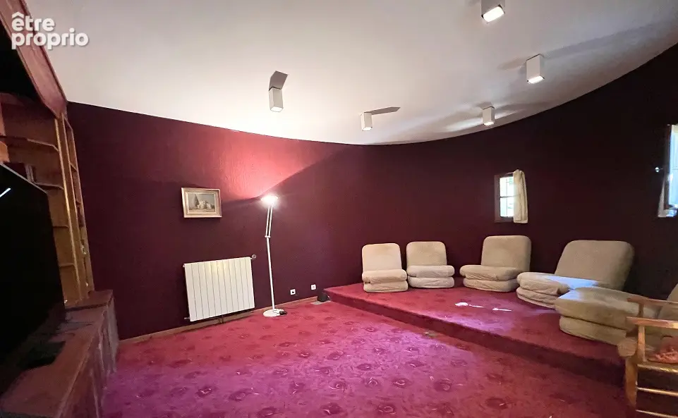 Jonquerettes  - Belle propriété familiale de 323 m² avec piscine sur 2 000 m² - photo 4