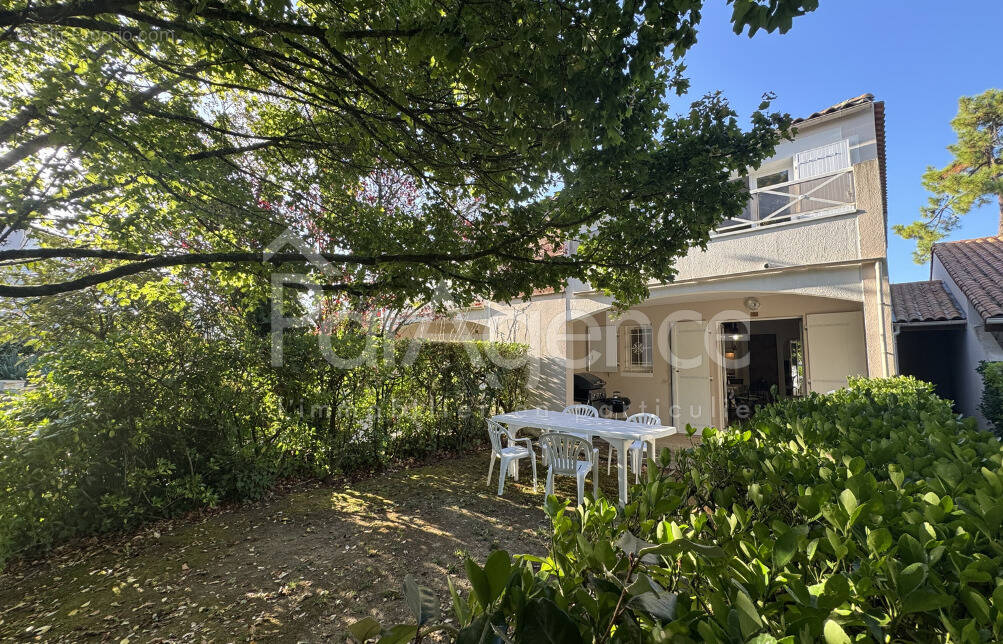 Appartement à SAINT-PALAIS-SUR-MER