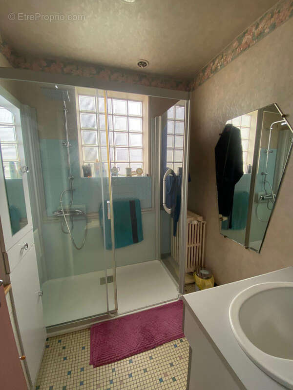 Maison à DUN-LE-PALESTEL