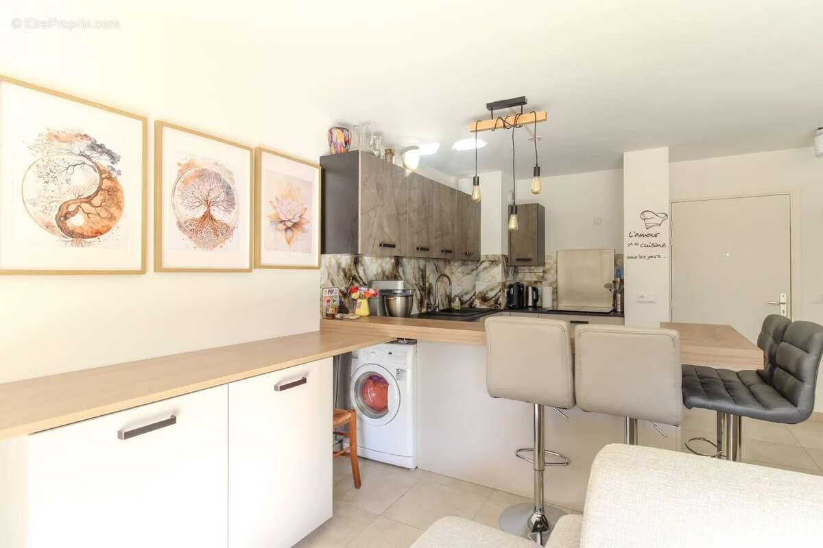 Appartement à SAINT-MARTIN-DU-VAR
