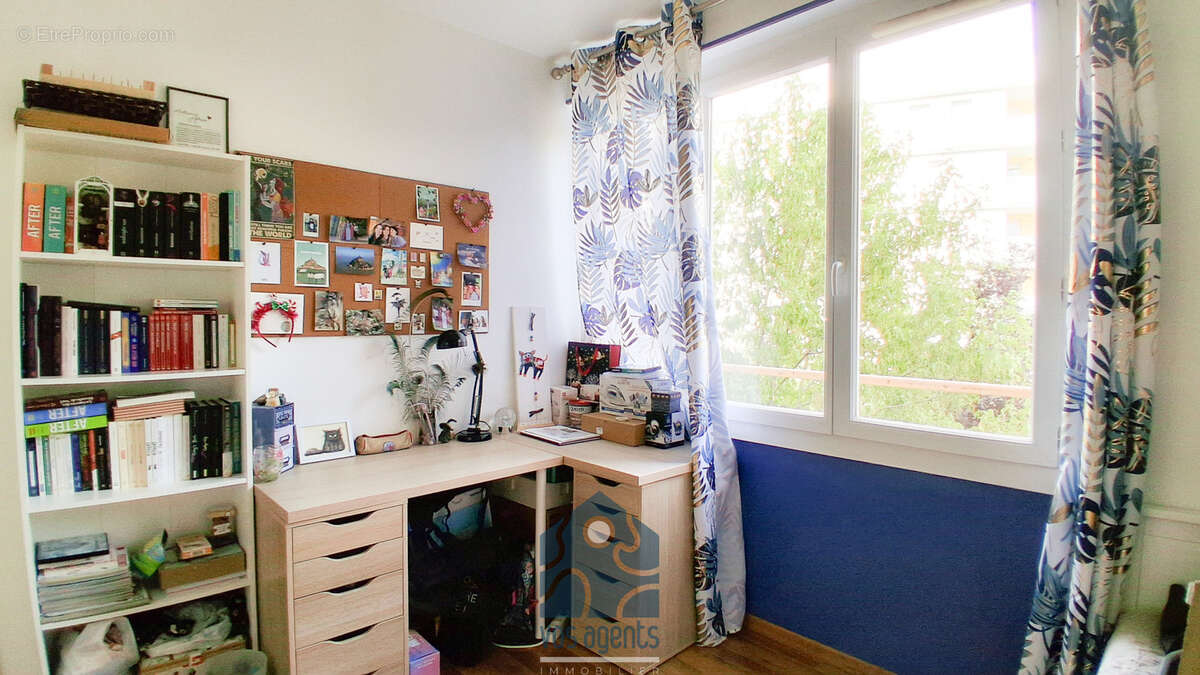 Appartement 4 pièces avec balcon, garage, stationnement et cave - photo 7