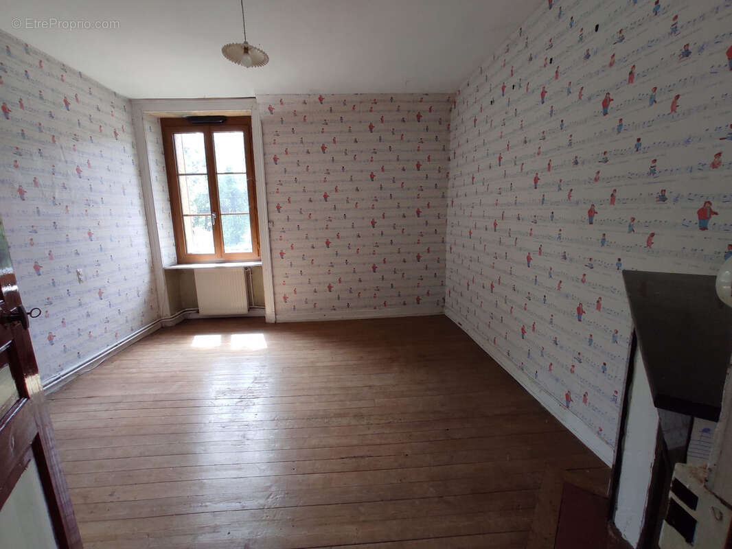 Maison à SAINT-DENIS-SUR-SARTHON