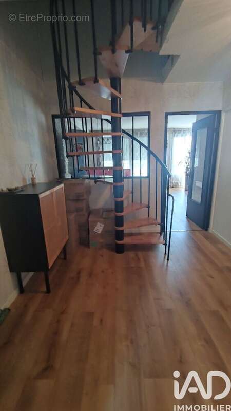 Photo 8 - Appartement à REIMS