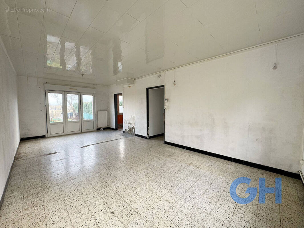 Maison à FERRIERE-LA-GRANDE