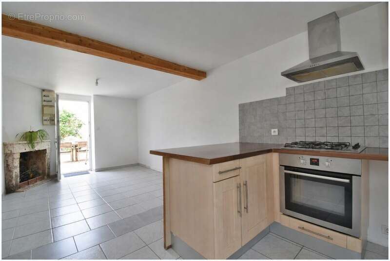 Maison à CHAMPNIERS