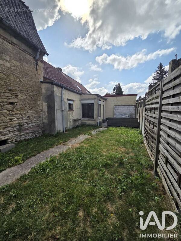 Maison 75 m² à Avesnes-Le-Sec  - photo 1