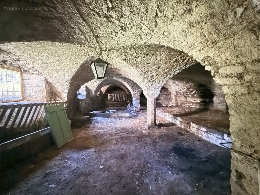 Maison à UVERNET-FOURS