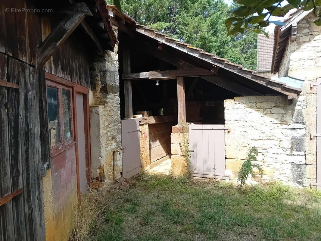 Etable - Maison à GOURDON