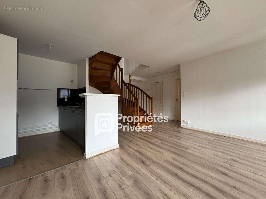 A VENDRE 37000 Appartement DUPLEX Tours centre 4 pièces 75 m2 - photo 4