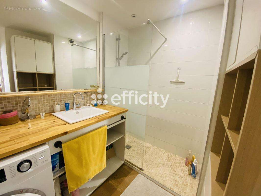 Appartement à LYON-7E