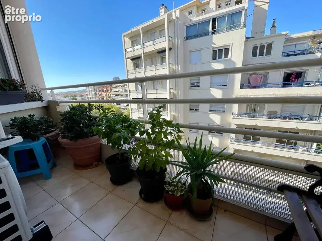 Belle Opportunité - Grand Appartement F3 - Toulon (83000) - photo 7