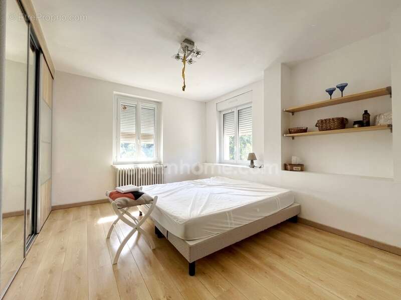 Maison à SAINT-DIDIER-SUR-BEAUJEU