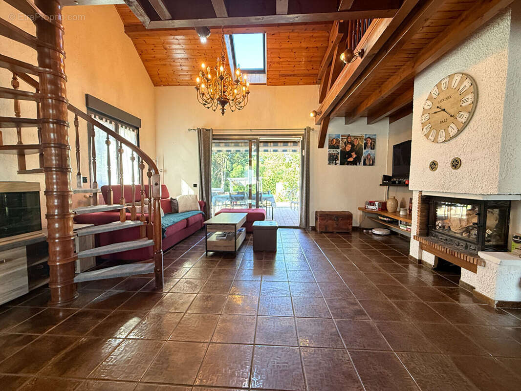Maison de plain-pied, Moirans-en Montagne, 111 m² - photo 2