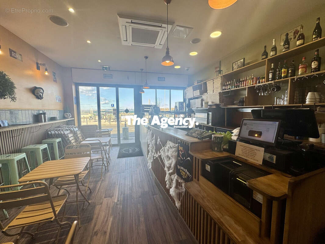 Autre à MARSEILLE-8E